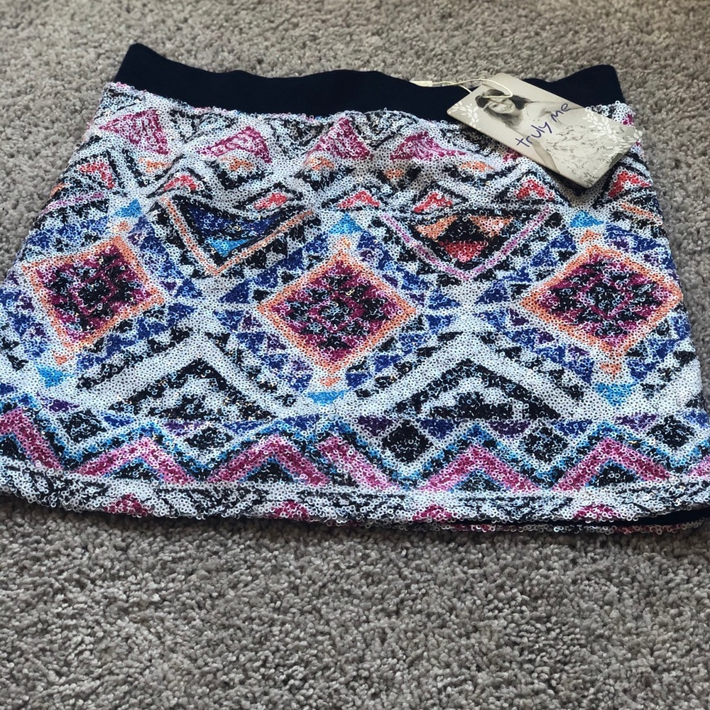 Sequence Skirt